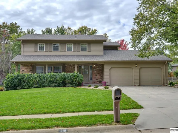 210 S 118th St, Omaha, NE 68154