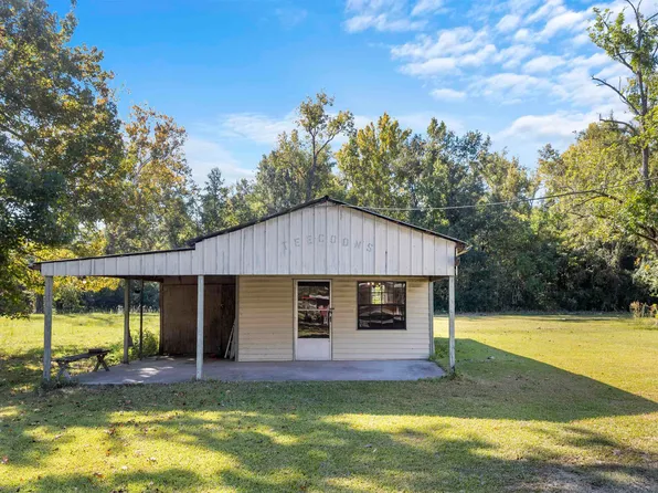 S Remy Robert Ave, Gonzales, LA 70737