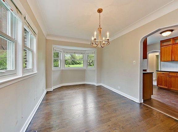 5th image of 247 S Prospect Ave