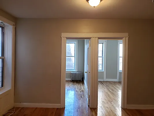 Rented by Signature Property Realty | media 19