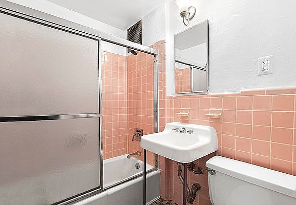 5th image of 155 W 95th St APT 5