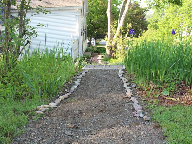 140 Town House Rd — Photo 18