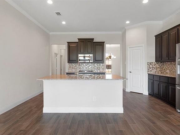 4th image of 5642 Briana Dr