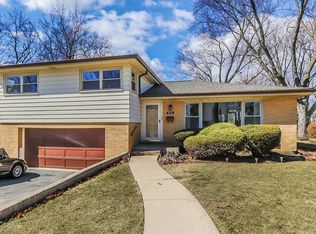 818 S Ridge Ave, Arlington Heights, IL 60005