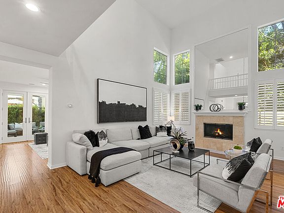 4th image of 1074 Westcreek Ln
