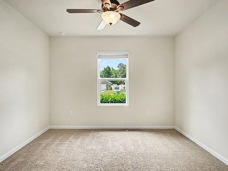 2650 Falcon Ln — Photo 13