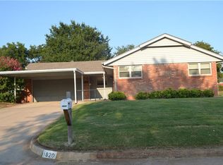 1920 Symphony Ln, Midwest City, OK 73130
