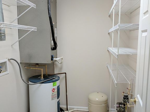2nd image of 5855 W Fountain Cir