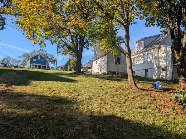 781 Carnegie Ave, Johnstown, PA 15905