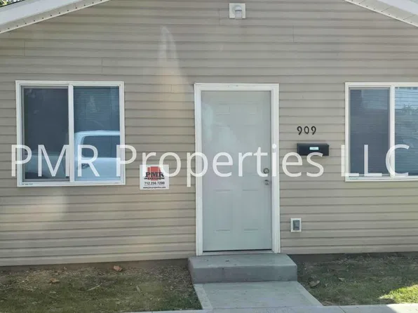 909 S 15th St, Saint Joseph, MO 64503