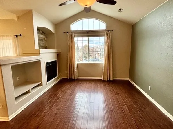 22685 E Ontario Dr Unit 202, Aurora, CO 80016