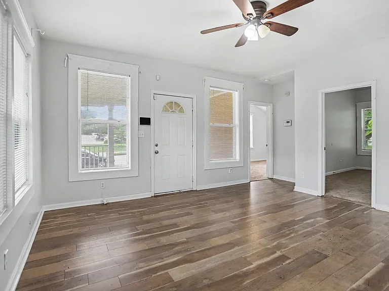 796 Peeples St SW — Photo 8
