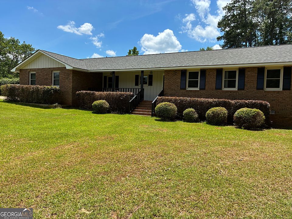 1st image of 109 Trojan Cir NE