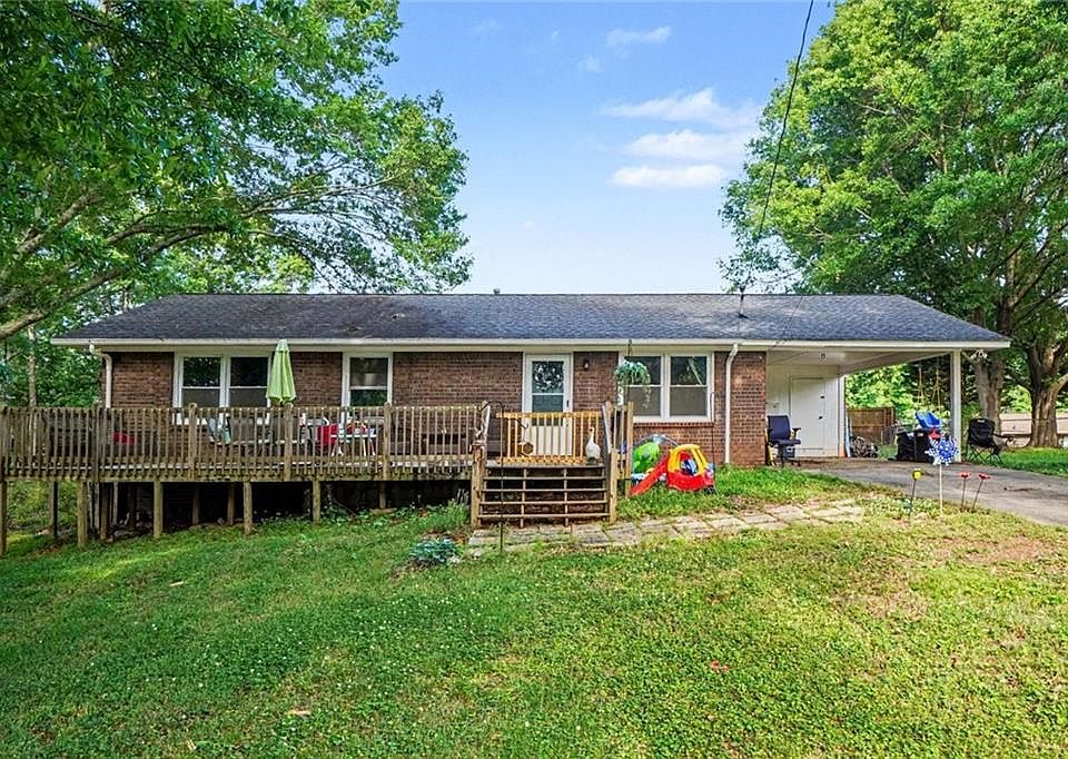 1st image of 109 Laurie Ct