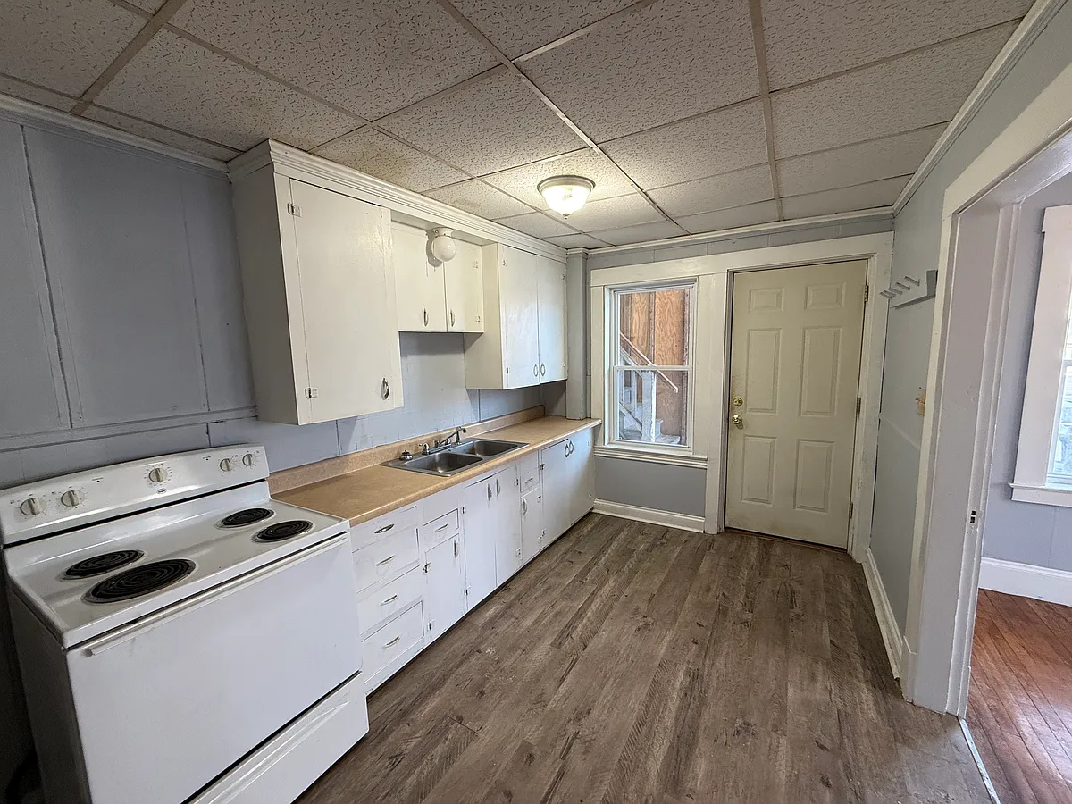 Building Photo - 209 Waldo St #1A