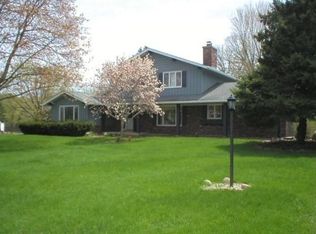 3113 Fenceline Rd, Racine, WI 53406