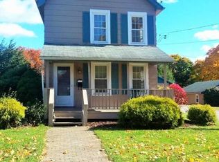 12 Van Wagner Rd, Poughkeepsie, NY 12603