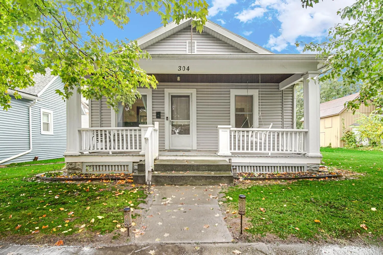 304 6th St photo 1