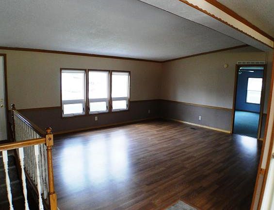 5th image of 6028 Idaho Ave NE