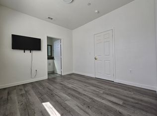 617 W 41st St #5, Los Angeles, CA 90037