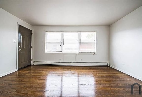 4th image of 14125 S Tracy Ave #C14123t
