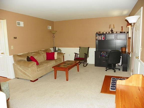 2nd image of 285 Cindy Dr #L-0145
