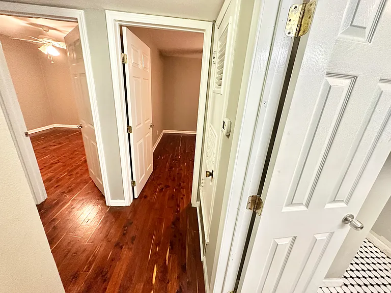 1302 S Quinlan Park Rd #B — Photo 13
