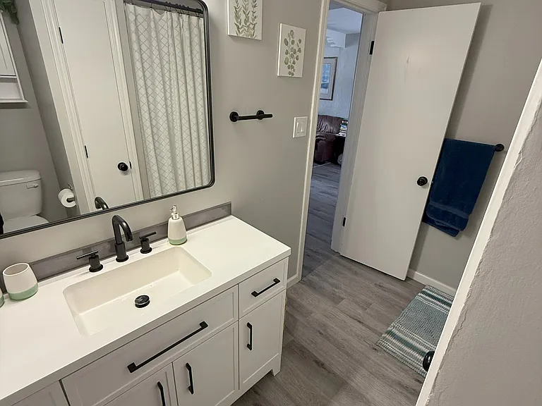 4614 Grand Ave NE #A — Photo 16