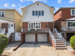 94 W 29th St, Bayonne, NJ 07002