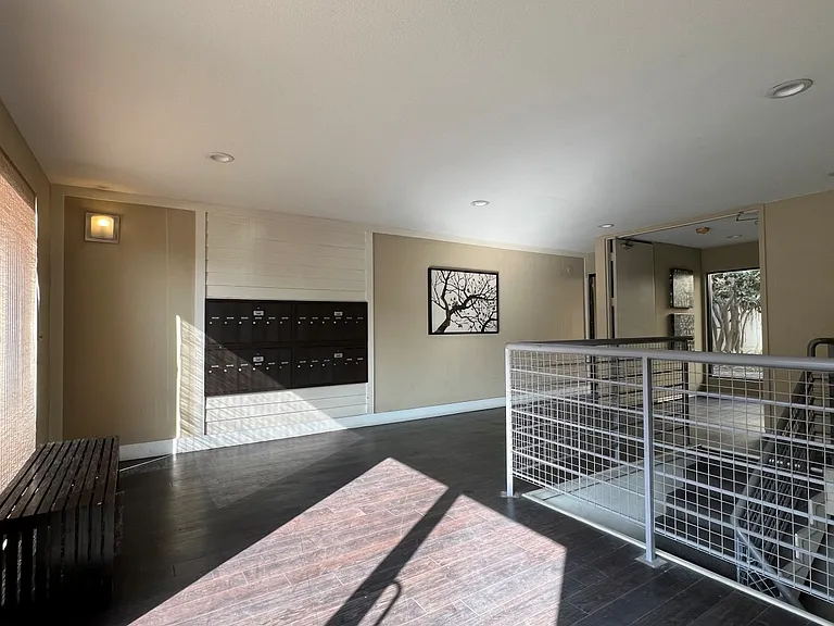 2120 S Bentley Ave #203 — Photo 2