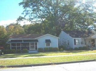 1046 Radio Dr, Macon, GA 31204