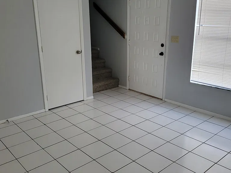 14021 Village Terrace Dr — Photo 4