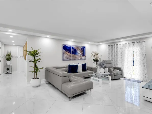 18111 NW 68th Ave APT G104, Hialeah, FL 33015