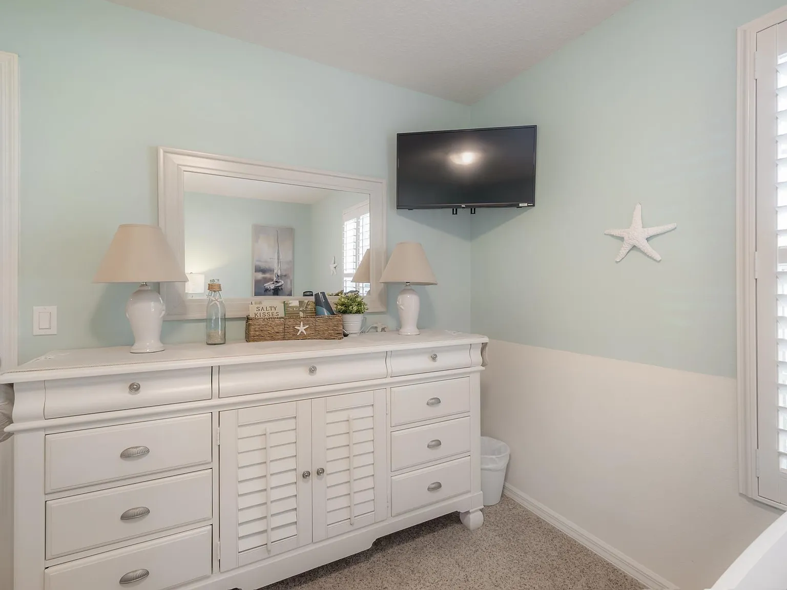 5 bed, 1904 sqft, $4,300 — Photo 4