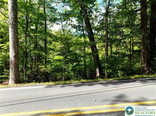 2 Molasses Rd, Bangor, PA 18013