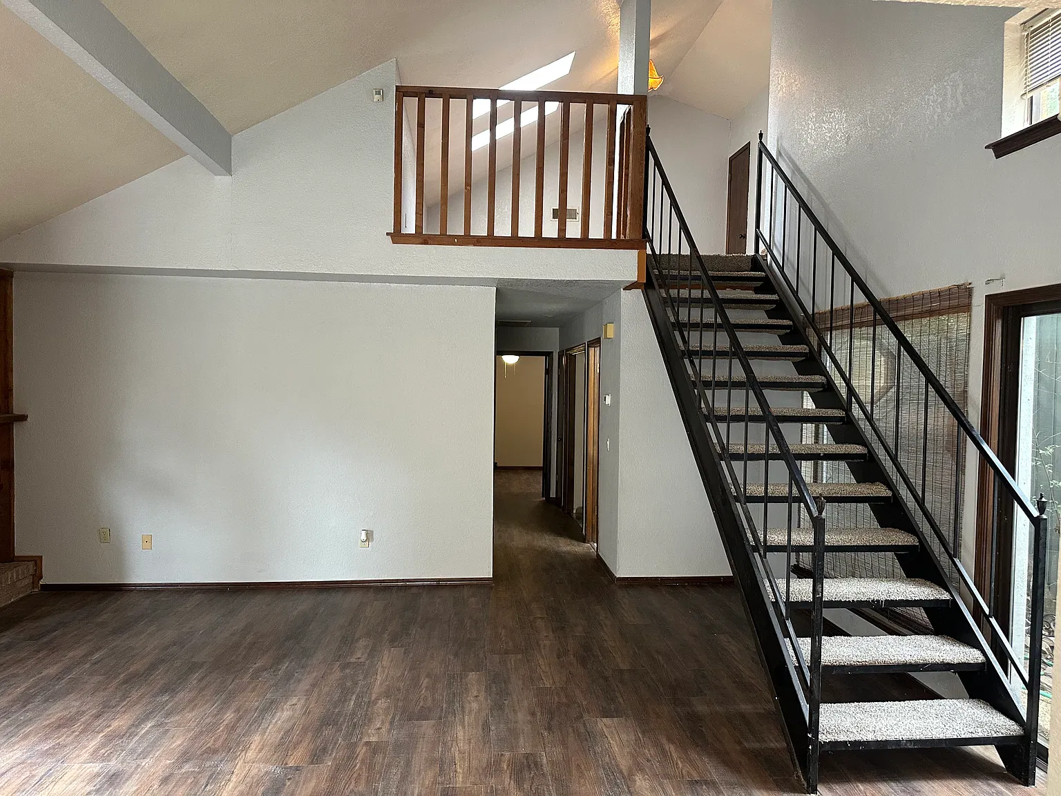 6107 Gaelic Glen Dr — Photo 2