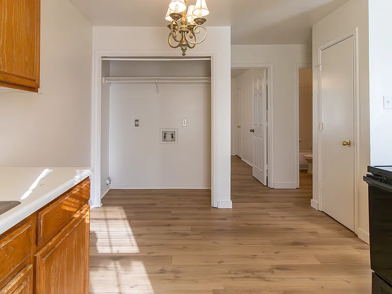 1601 Benttree Dr #3 — Photo 9