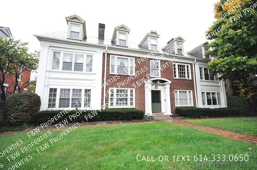 44 Woodland Ave #C