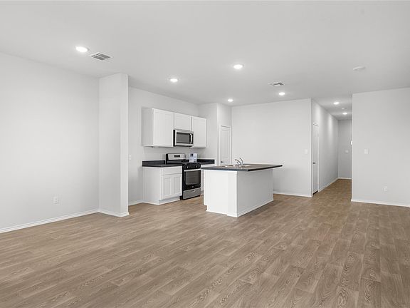 5th image of 133 Varner Way
