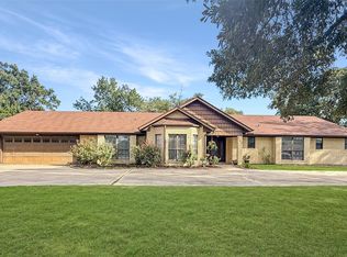 133 Champions Dr, Rockdale, TX 76567