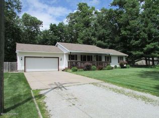 788 E River Rd, Muskegon, MI 49445