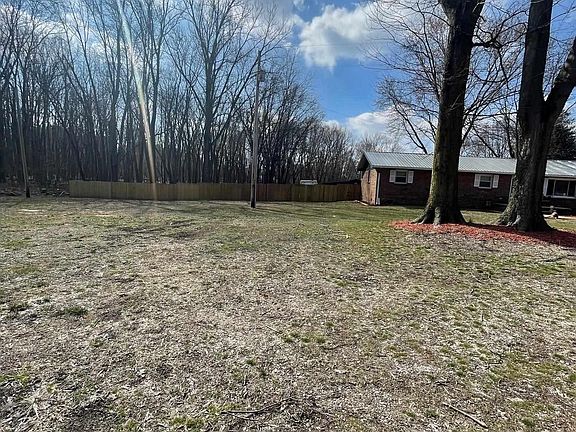 3rd image of 8557 N State Road 550