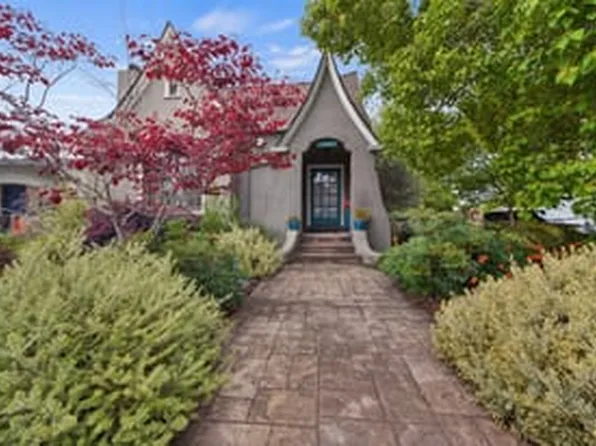 600 San Carlos Ave, Albany, CA 94706