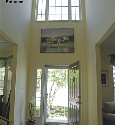 Foyer/front entrance