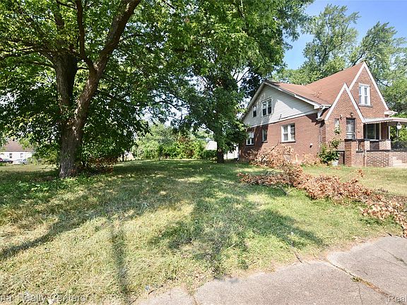 2nd image of 12245 Meyers Rd