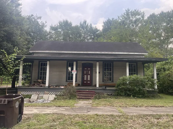 615 Newman St, Hattiesburg, MS 39401
