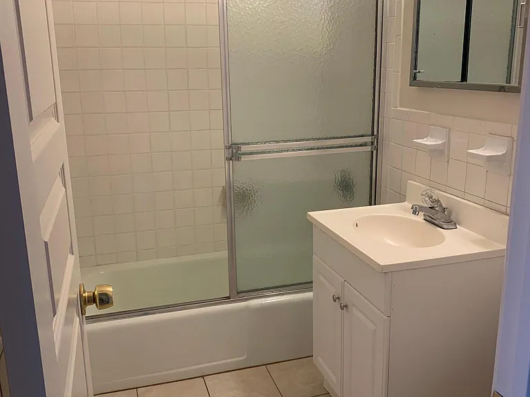 79 Webb Ave — Photo 10