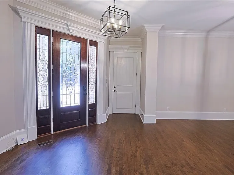 1294 Lenox Park Blvd — Photo 5