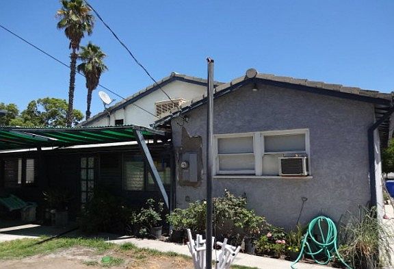 5th image of 3436 N Mayfield Ave