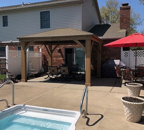 4th image of 3157 Royal Windsor Dr